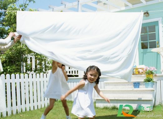 冬天可以在室外晒被子吗(被子一定要在室外晒吗) 冬天可以在室外晒被子吗(被子一定要在室外晒吗)