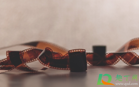 胶卷拉出来就作废了吗(胶卷扯出来了)