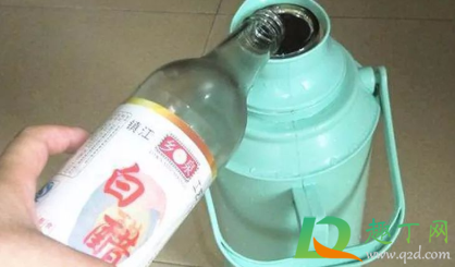 开水瓶水垢怎么去除干净(开水瓶水垢的去除方法)