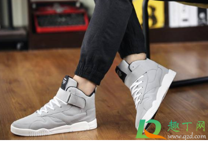 粗腿穿高帮鞋好看吗(腿短的穿高帮鞋好看吗)