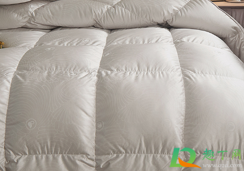 羽绒被跑绒会影响呼吸吗(羽绒服的绒会跑吗) 羽绒被跑绒会影响呼吸吗(羽绒服的绒会跑吗)