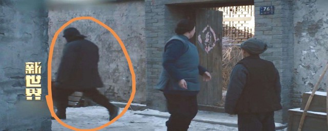 新世界里小红袄是高医生(新世界中小红袄是谁?)