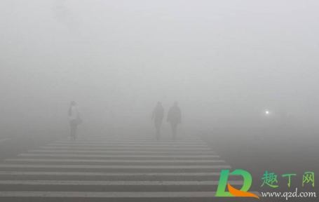 冬季雾霾严重还是夏季(为什么冬季比夏季易形成雾霾)