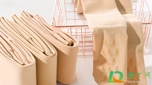 光腿神器袜子破了怎么办(光腿神器外面的丝袜破了)