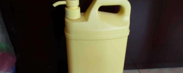 洗洁精空桶的妙用介绍(洗洁精桶怎么利用)