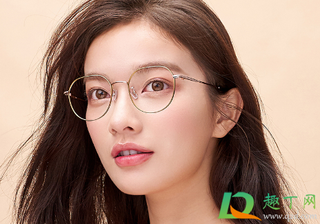 网上配眼镜为什么便宜(网上的眼镜店配眼镜那么便宜可靠吗)