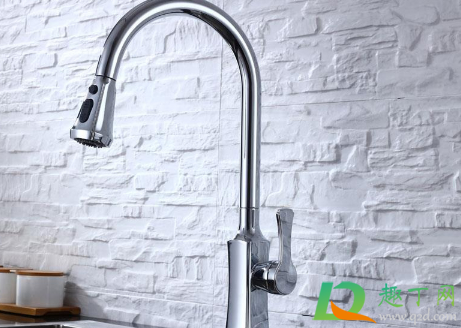 抽拉式水龙头为什么不出热水(抽拉式水龙头有冷热水吗)