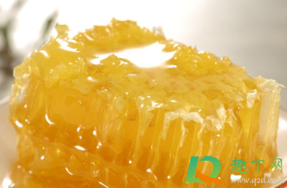 蜂蜜分层后喝需要摇匀吗(蜂蜜分层了需要搅拌吗)