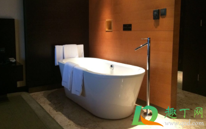 浴缸下水道堵了有什么办法通(浴缸下水口堵住了怎么办)