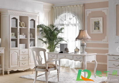 白色家具脏了怎么擦干净(如何擦拭白色家具)