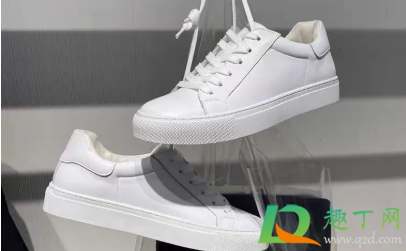 鞋子橡胶发黄怎么变白(鞋子橡胶发黄怎么变白最有效方法)