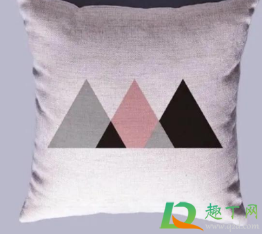 旧窗帘可以做什么用(旧窗帘布可以做什么) 旧窗帘可以做什么用(旧窗帘布可以做什么)