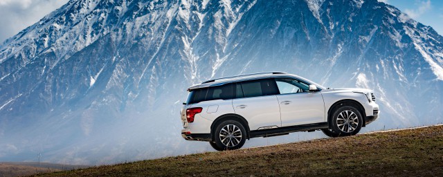 吉利帝豪车型尺寸(吉利帝豪型号)