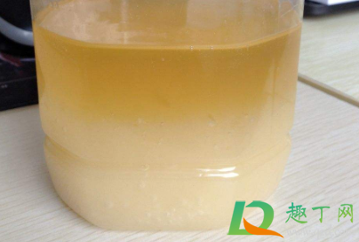 蜂蜜分层后还能喝吗(蜂蜜分离了两层还能吃吗)