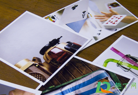 拍立得拍完要甩照片吗(拍立得拍出的照片要甩吗)