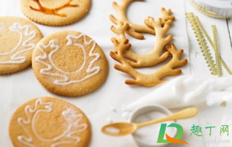 上班第一天要不要给同事买零食(第一次去上班要不要买东西给同事)