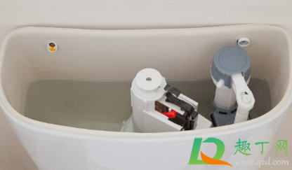 马桶水箱一直流水什么原因(马桶水箱一直上水一直流水)