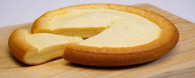 电饭煲做蛋糕简单做法(电饭煲做蛋糕简单做法比例)