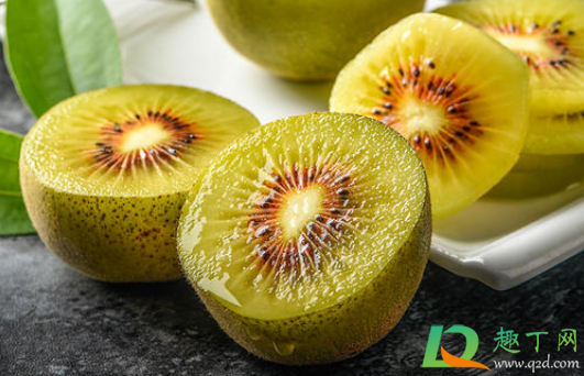 猕猴桃越酸维生素c越多吗(熟透的猕猴桃维生素c含量还多不多)