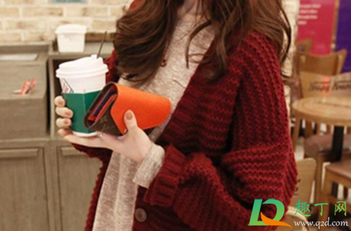 冬天穿多好还是穿少好(冬天穿的多好吗)