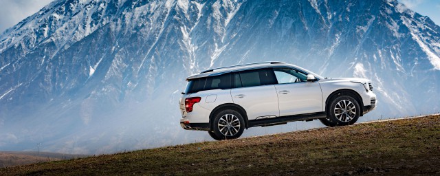 奔腾X40车型尺寸(奔腾x40车宽多少)