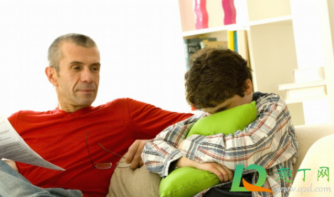 孩子安全感缺失什么表现(孩子安全感缺失会有什么样的表现)