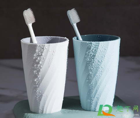 牙缸多长时间换一次(刷牙缸多久换一次)