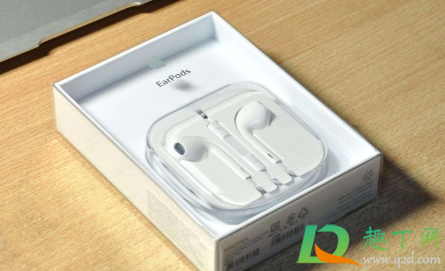 iPhone12系列不附赠耳机充电器真的吗(iphone12不在附赠充电头和耳机)