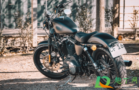 摩托车烧机油一定要换缸吗(摩托车没有机油烧缸了要换哪些东西)