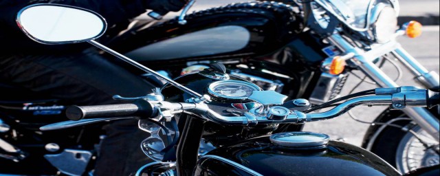 摩托车倒车镜拆卸的步骤(摩托车倒车镜安装)