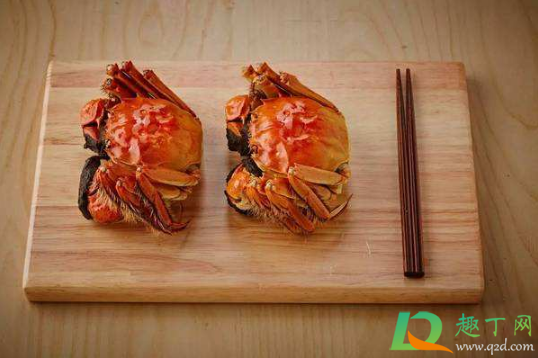 螃蟹蒸太久里面好像什么都没了正常吗(螃蟹没有蒸熟里面是什么原因样子)