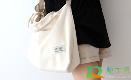 帆布包可以用热水洗吗(帆布包能机洗吗)