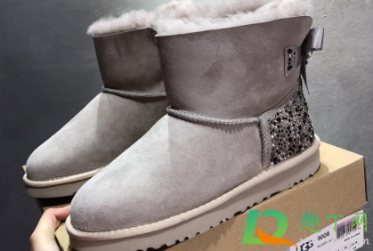 ugg鞋面脏了怎么办(ugg鞋头脏了怎么办)