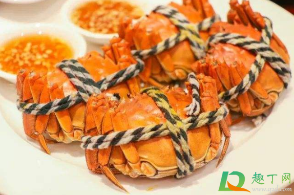 螃蟹蒸了冒白泡泡不能吃吗(大闸蟹蒸出来有白泡泡能吃吗)