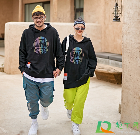 男朋友着急领证是想住一起吗(领证后男朋友想让我去他家住)