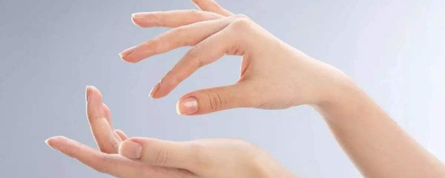 和小孩一起玩起来吧(小朋友我们一起玩吧)