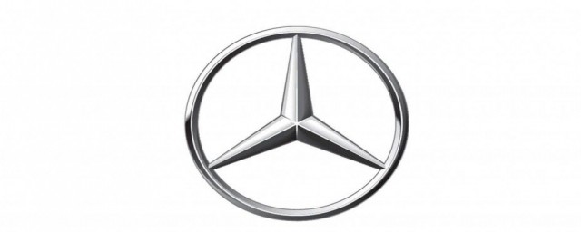 奔驰c260有两种颜色(奔驰c260有几款颜色)