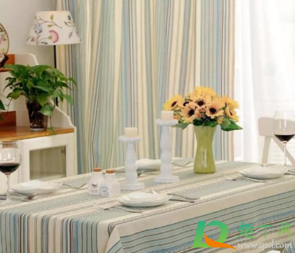 旧窗帘可以做什么用(旧窗帘布可以做什么) 旧窗帘可以做什么用(旧窗帘布可以做什么)