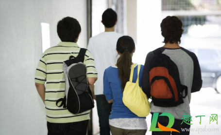 高校重修费涨价合法吗(民办高校重修收费)