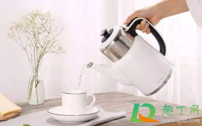 喝热水把食管烫了怎么办(喝开水太烫会烫到食管吗)