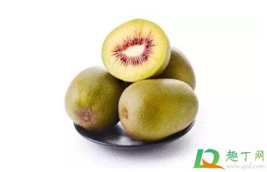 猕猴桃买大果还是中果(猕猴桃小果和中果比较)