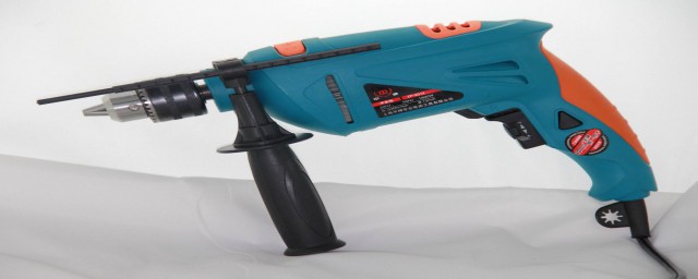 电钻的使用方法(电钻的使用方法图解)