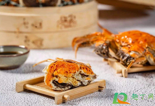 蟹黄一定是黄颜色的吗(蟹黄是红色的还是黄色的)