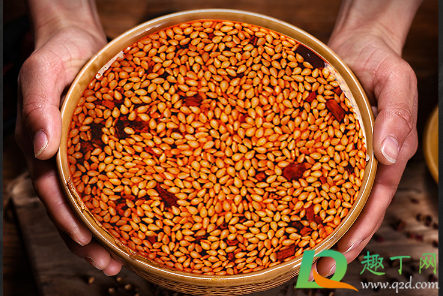 油泼辣子油温一般烧到多少(油泼辣子的热油温度)