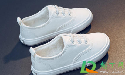 鞋底橡胶老化怎么修复(鞋底的胶老化了怎么办)