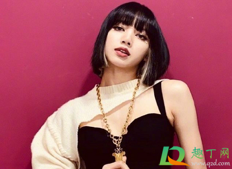 黑色适合挂耳染什么颜色(挂耳染黑色配什么颜色的头发)