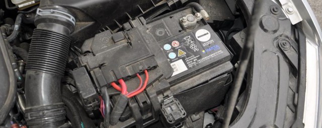 汽车电瓶每天都漏电吗(汽车停久了电瓶会不会漏电)