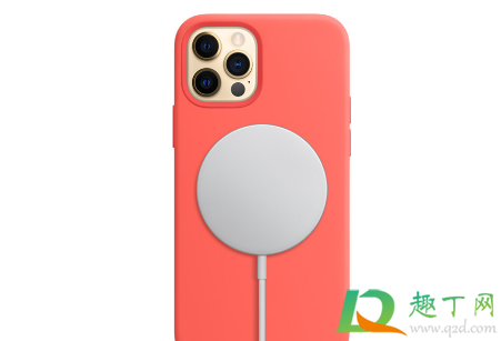 iPhone12系列不附赠耳机充电器真的吗(iphone12不在附赠充电头和耳机)