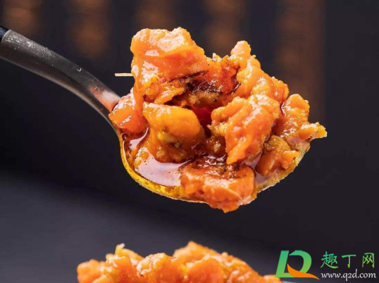 螃蟹不熟蟹黄是水状的吗(没煮熟的螃蟹蟹黄是什么样的)