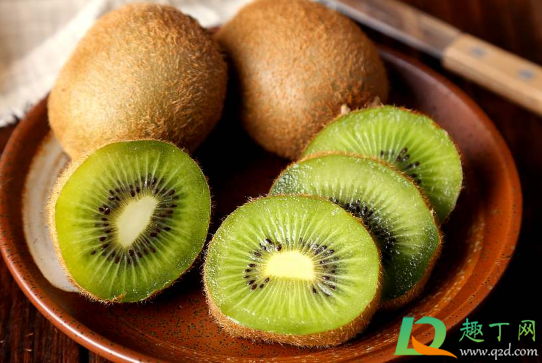 猕猴桃买回来硬硬的怎么样才能变软(买回来硬的猕猴桃怎样能软的快点) 猕猴桃买回来硬硬的怎么样才能变软(买回来硬的猕猴桃怎样能软的快点)